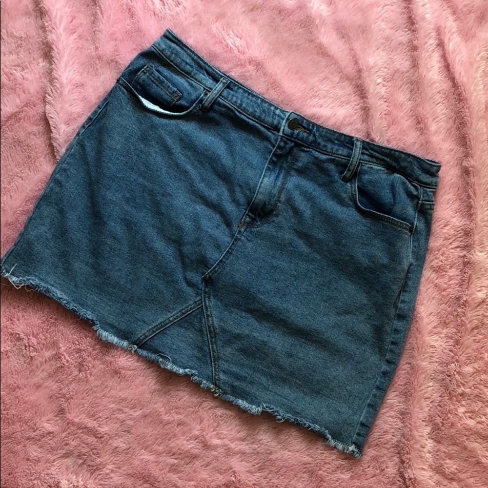 Denim skirt medium wash